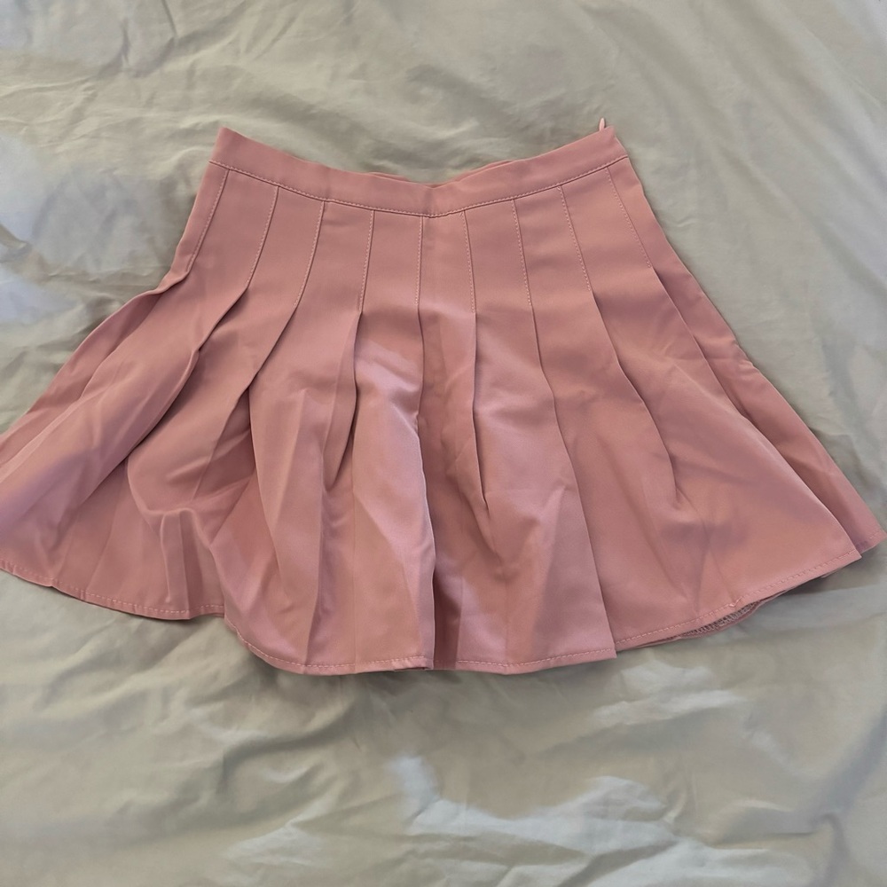 Princess Polly pink pleated skirt
